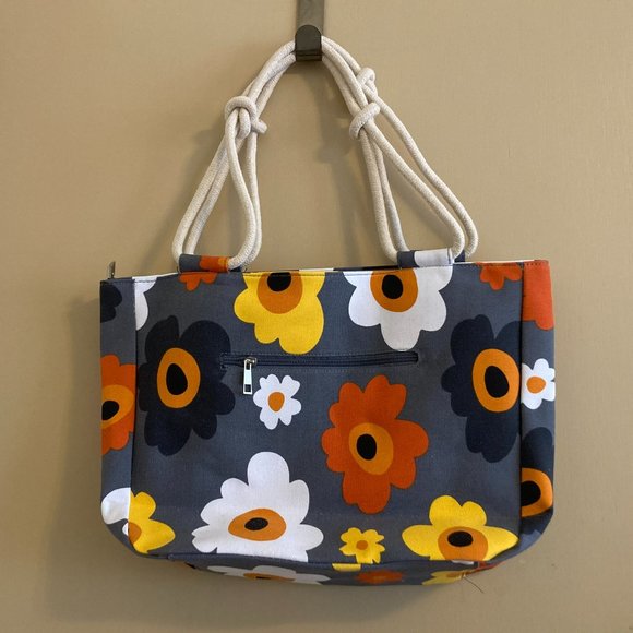 Farmhouse Is My Style Handbags - NWT Farmhouse Is My Style Flower Bag